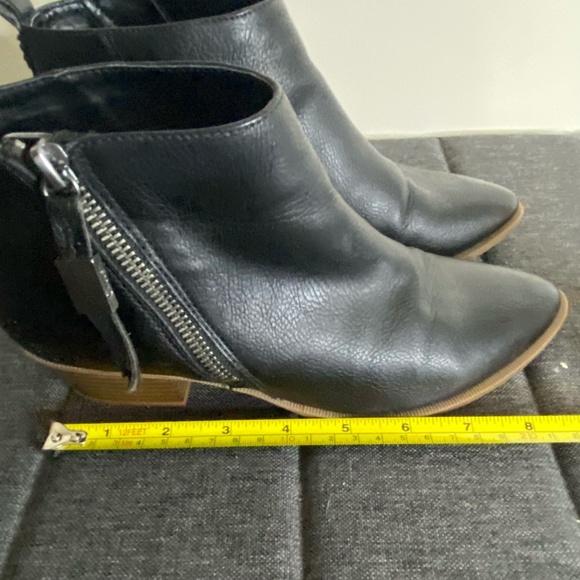 Circus by Sam Edelman Black Heidi Faux Leather Casual Office Ankle Boots-Sz-6 - Picture 11 of 13